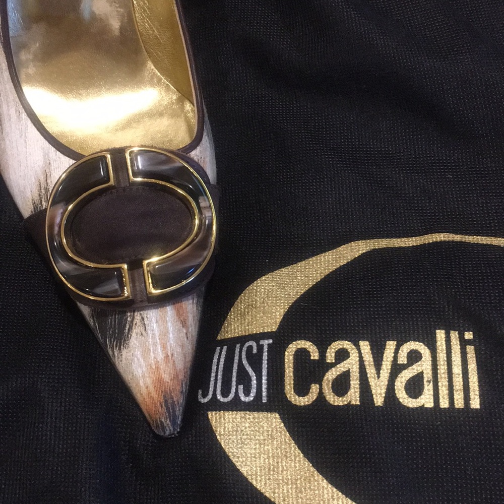 Shoes - Picture 2 of 6